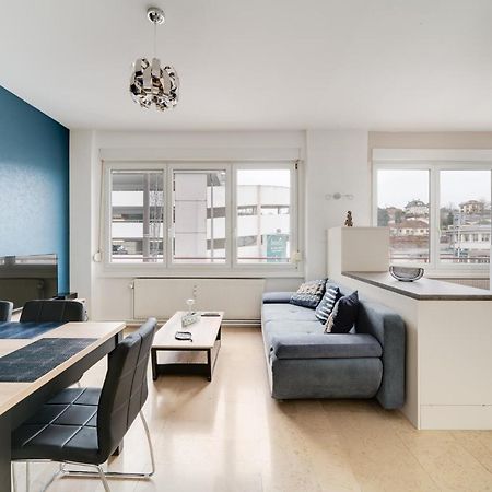 Superbe Appartement A Une Minute A Pied De La Gare Epinal Bagian luar foto