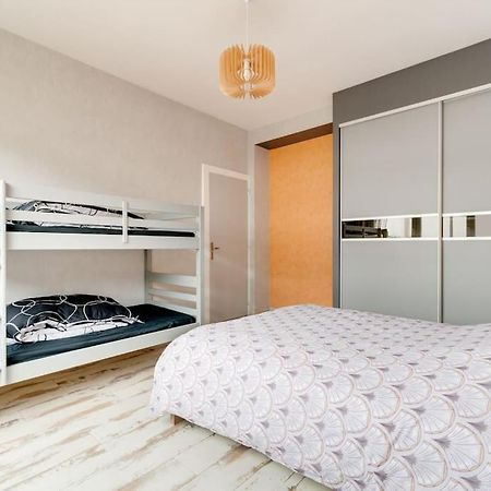 Superbe Appartement A Une Minute A Pied De La Gare Epinal Bagian luar foto