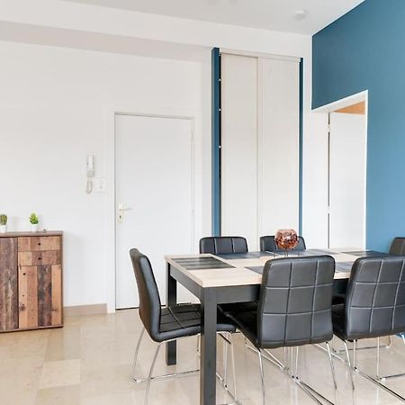 Superbe Appartement A Une Minute A Pied De La Gare Epinal Bagian luar foto