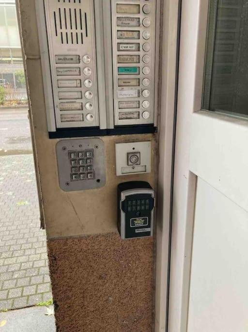 Superbe Appartement A Une Minute A Pied De La Gare Epinal Bagian luar foto